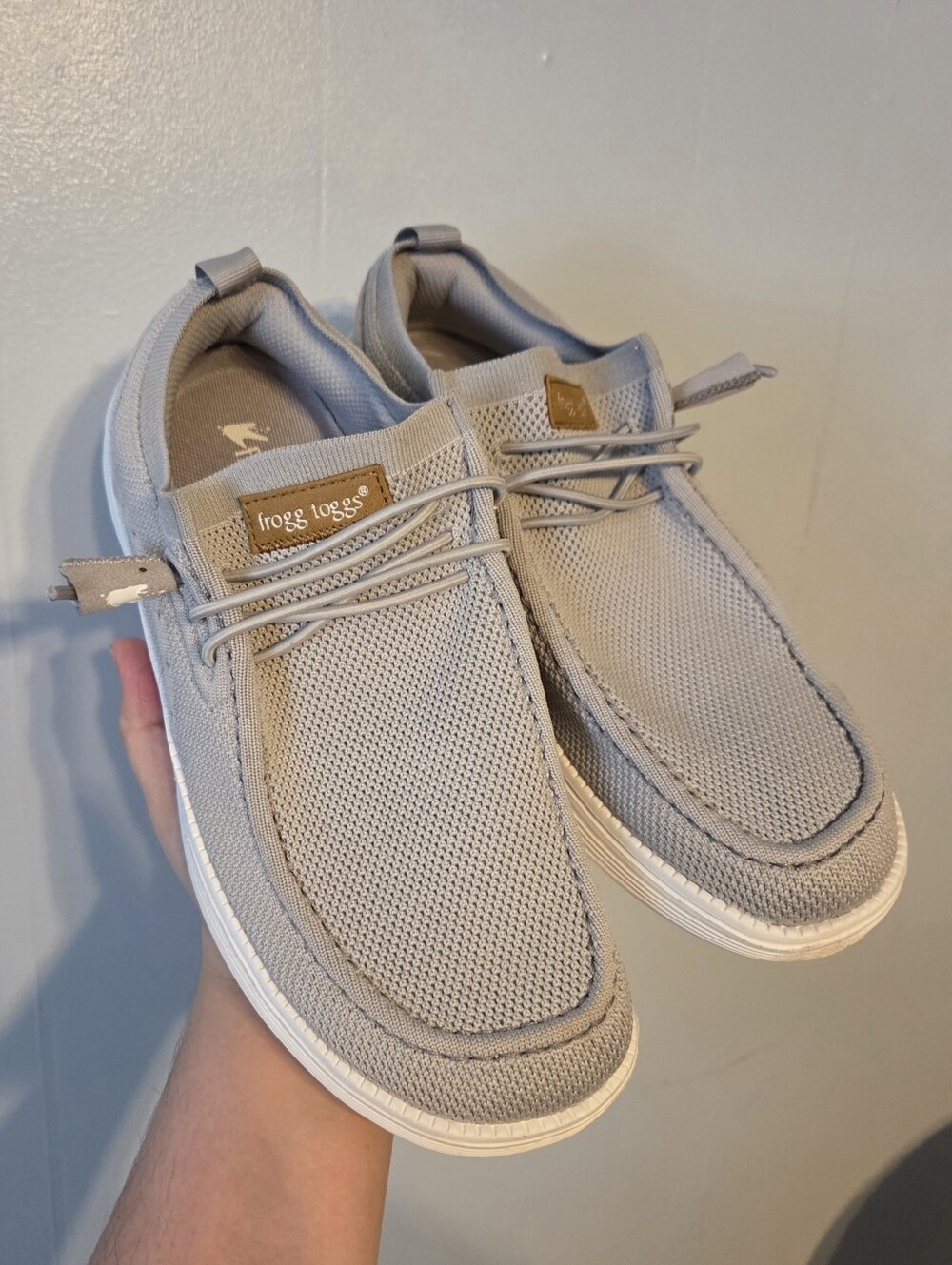 Frogg Toggs Women's Java 3.0 Lace Up shoes size 9 light grey